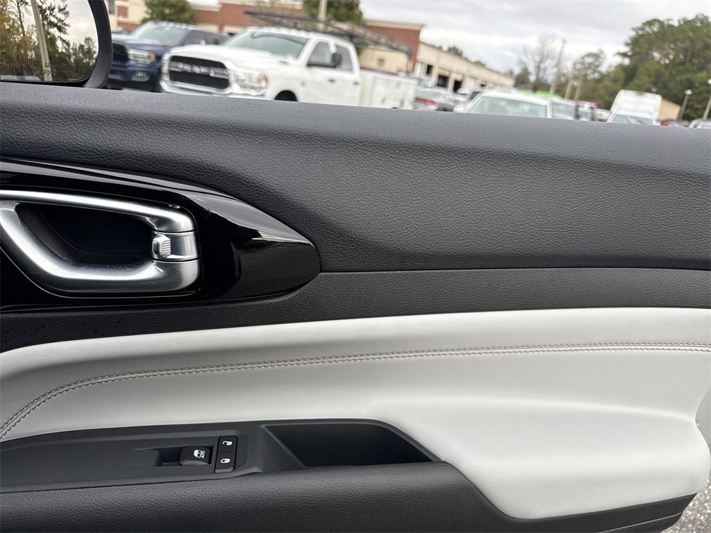 New 2026 Jeep Compass Limited w/ Sun, Sound & Navigation Group image 29