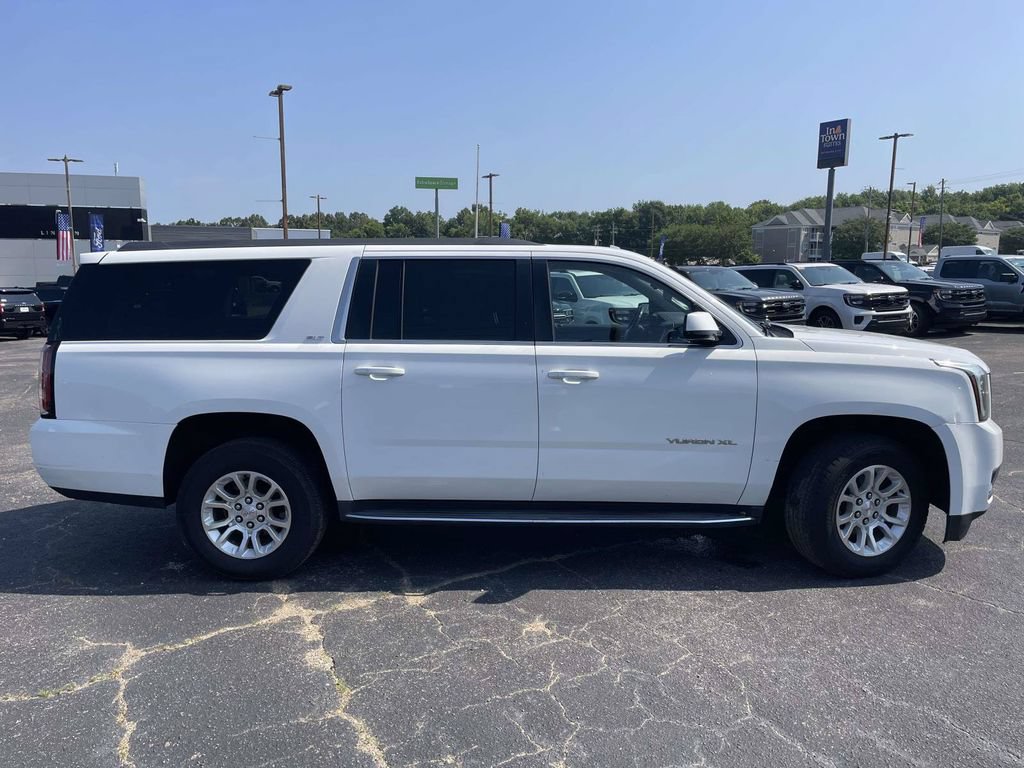 Used 2018 GMC Yukon XL SLT RWD image 2