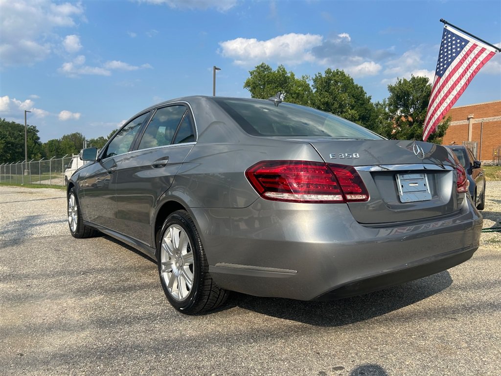 Used 2014 Mercedes-Benz E 350 Sedan image 3
