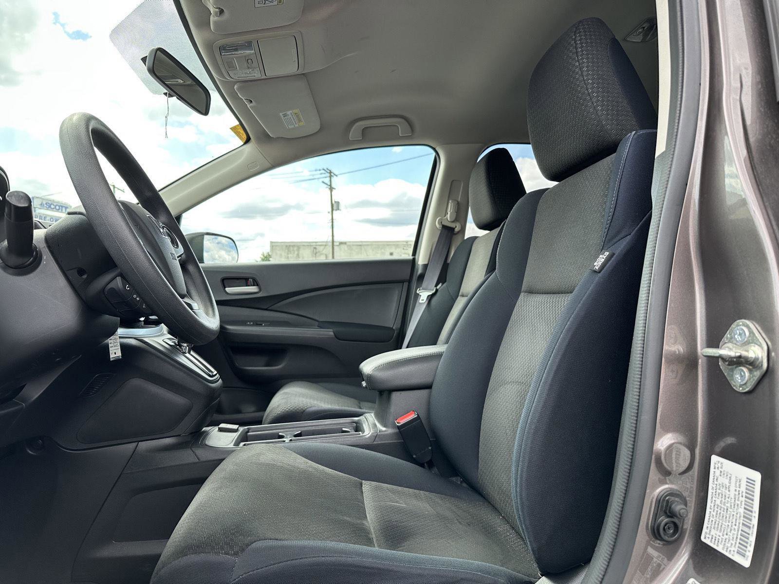 Used 2016 Honda CR-V SE image 11