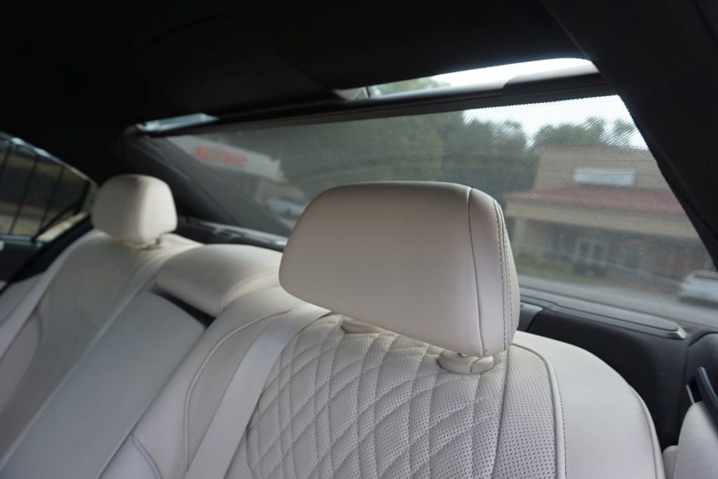 Used 2019 BMW 750i w/ Executive Package image 23