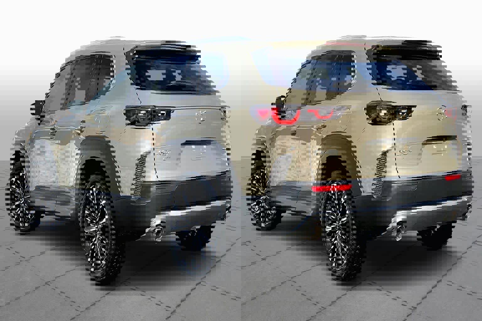 Used 2025 MAZDA CX-50 AWD 2.5 Turbo w/ Weather Package image 12