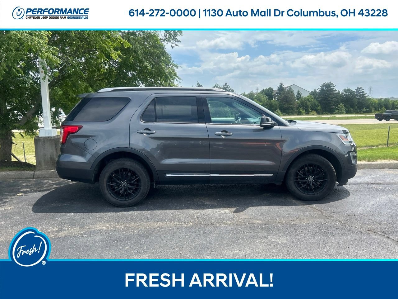Used 2017 Ford Explorer XLT w/ Equipment Group 202A AWD/4WD image 7