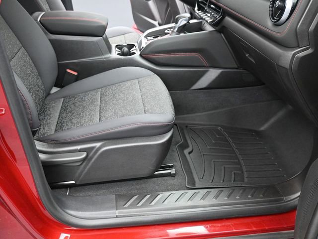 Used 2024 Chevrolet Colorado Z71 w/ Z71 Convenience Package 2 image 29