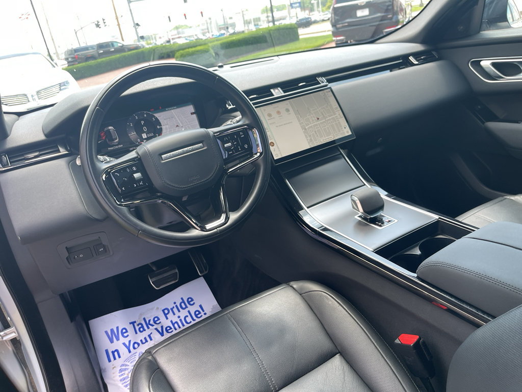 Used 2025 Land Rover Range Rover Velar Dynamic SE AWD/4WD image 28