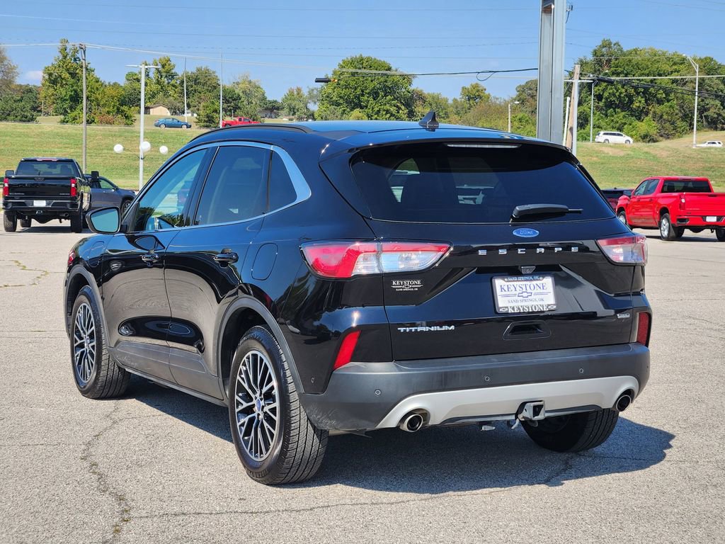Used 2022 Ford Escape Titanium w/ Titanium Premium Package image 7