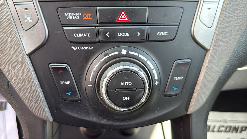 Used 2018 Hyundai Santa Fe Sport w/ 2.4L Value Package 02 AWD/4WD image 34