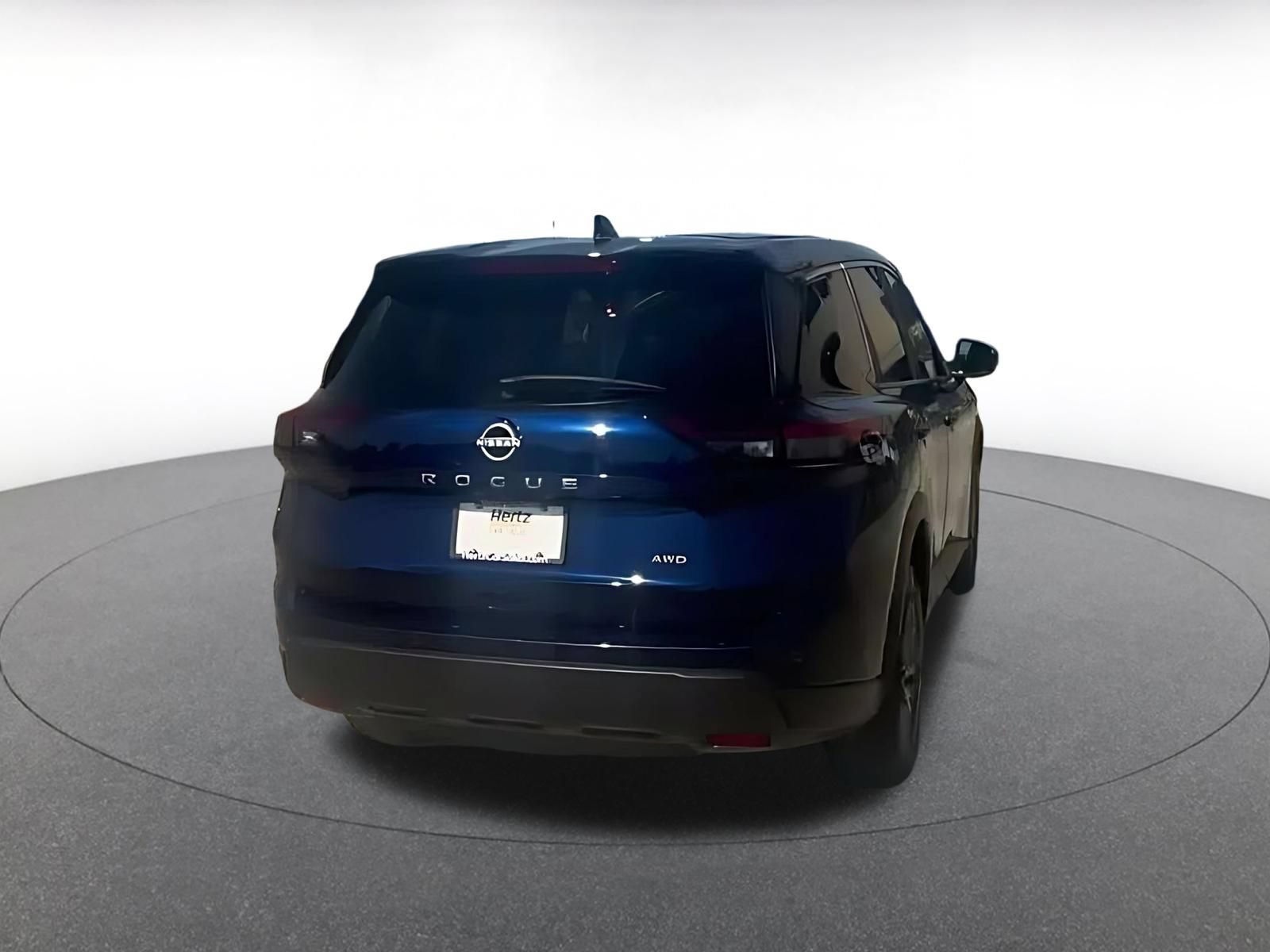 Used 2026 Nissan Rogue SV AWD/4WD image 13