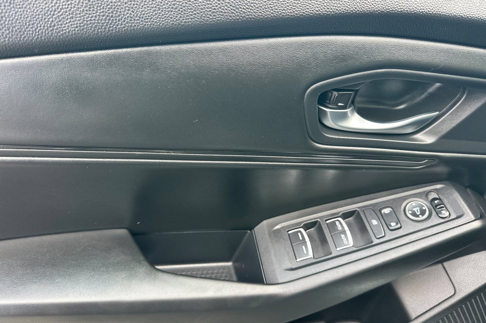 Certified 2024 Honda Accord EX image 11