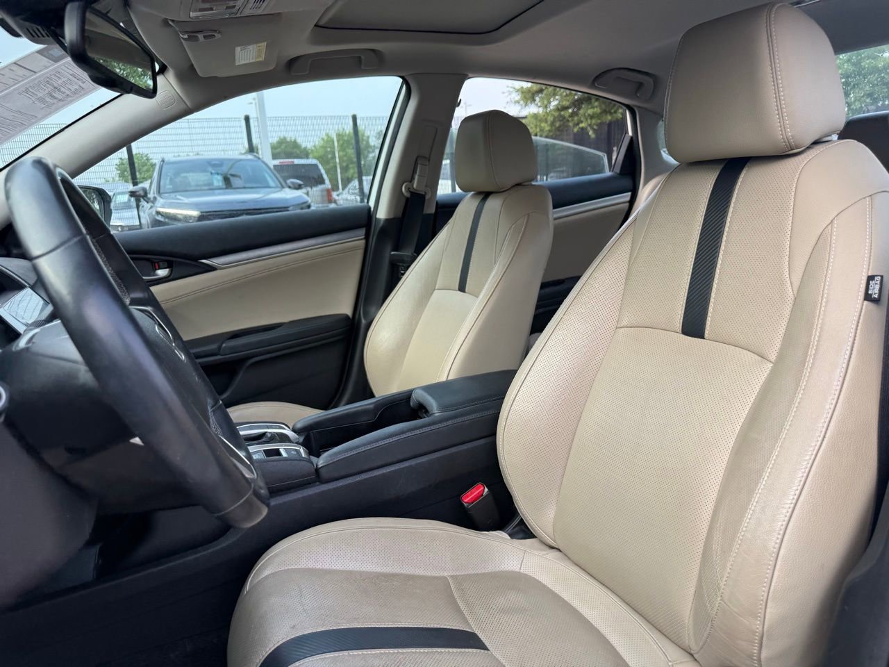 Used 2016 Honda Civic Touring image 10