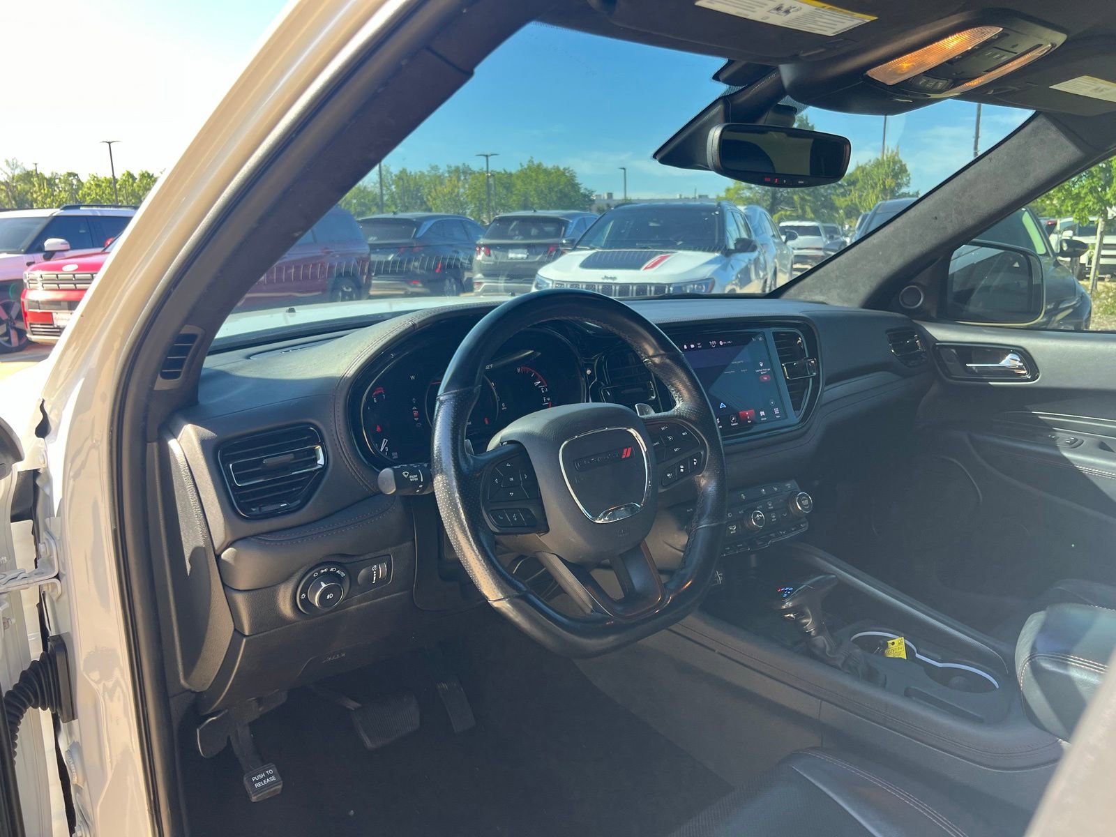 Used 2022 Dodge Durango R/T w/ Tow 'N Go Package AWD/4WD image 23