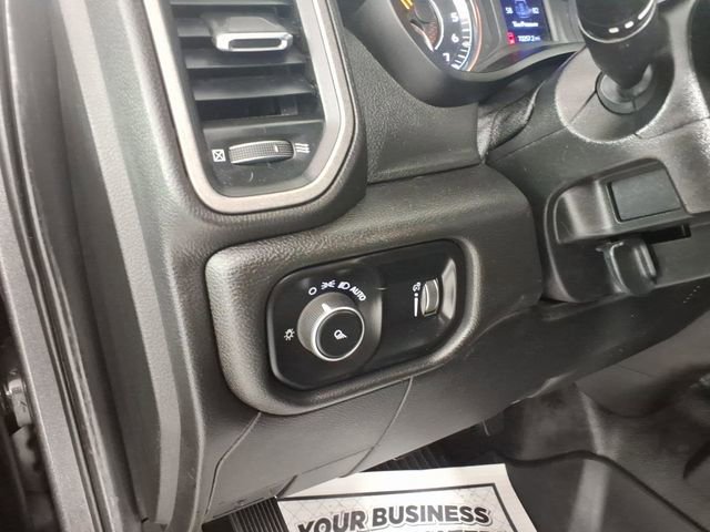 Used 2021 RAM 2500 Tradesman w/ Chrome Appearance Group AWD/4WD image 14