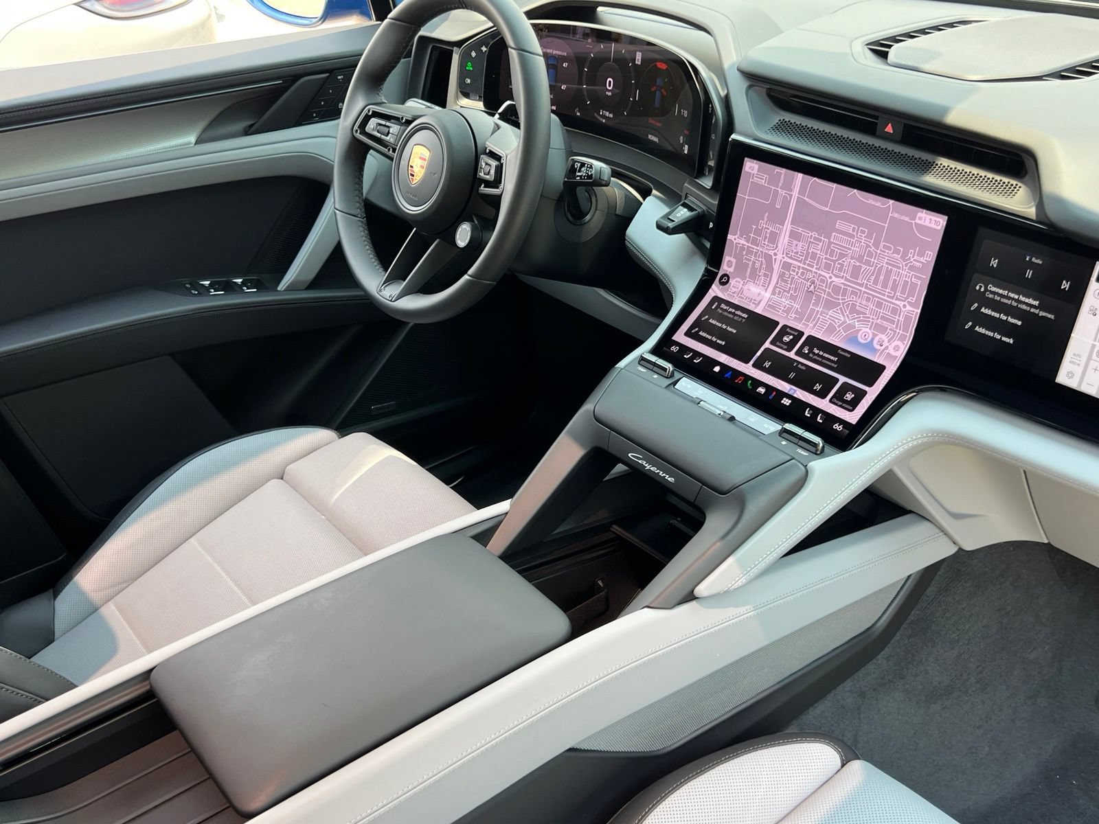 New 2026 Porsche Cayenne Electric AWD/4WD image 4