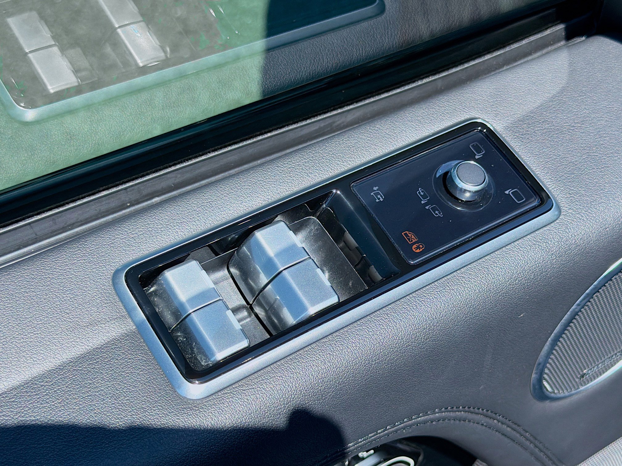 Used 2022 Land Rover Range Rover Westminster Edition image 24