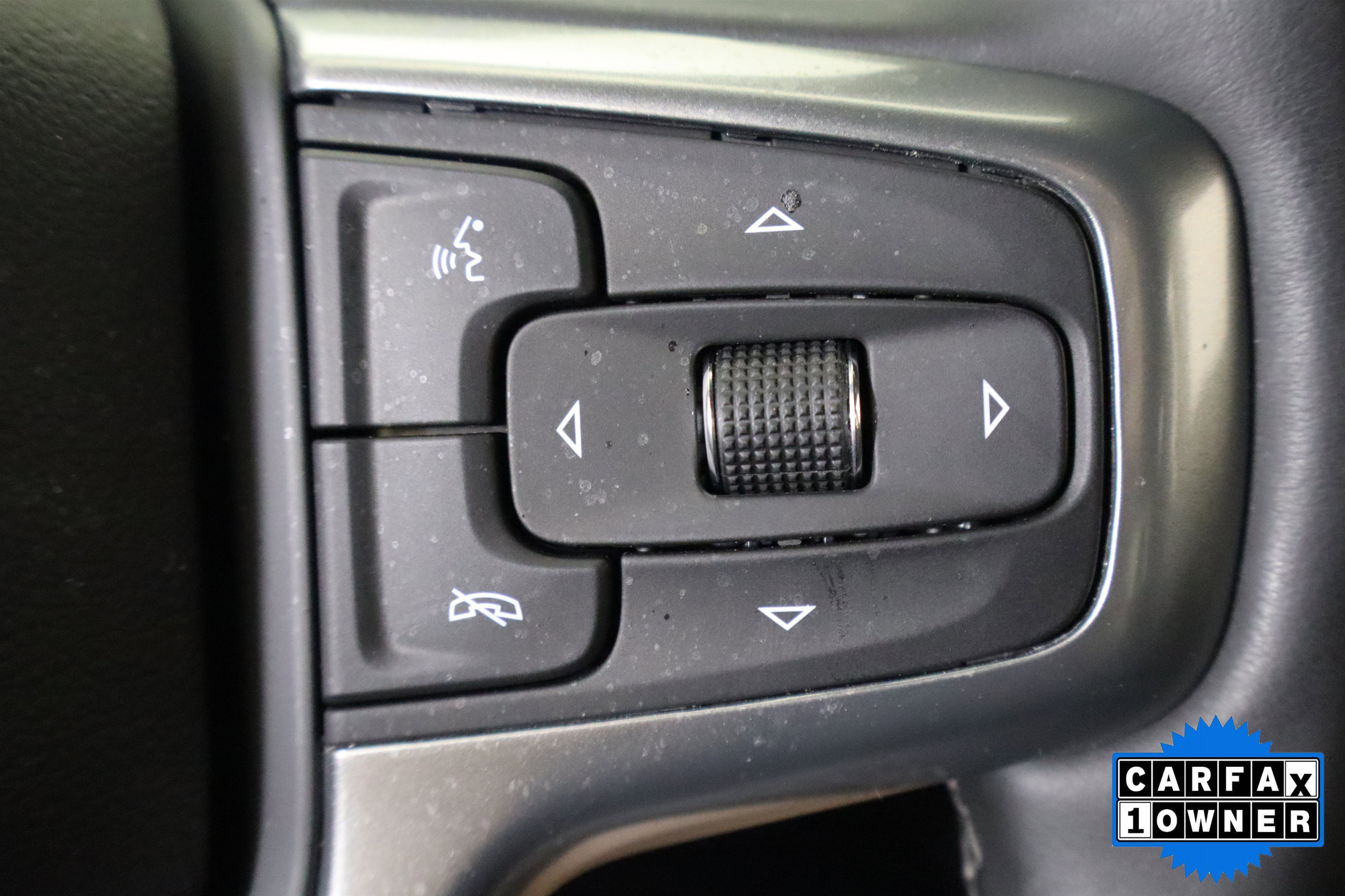 Used 2024 Chevrolet Silverado 1500 LT image 29