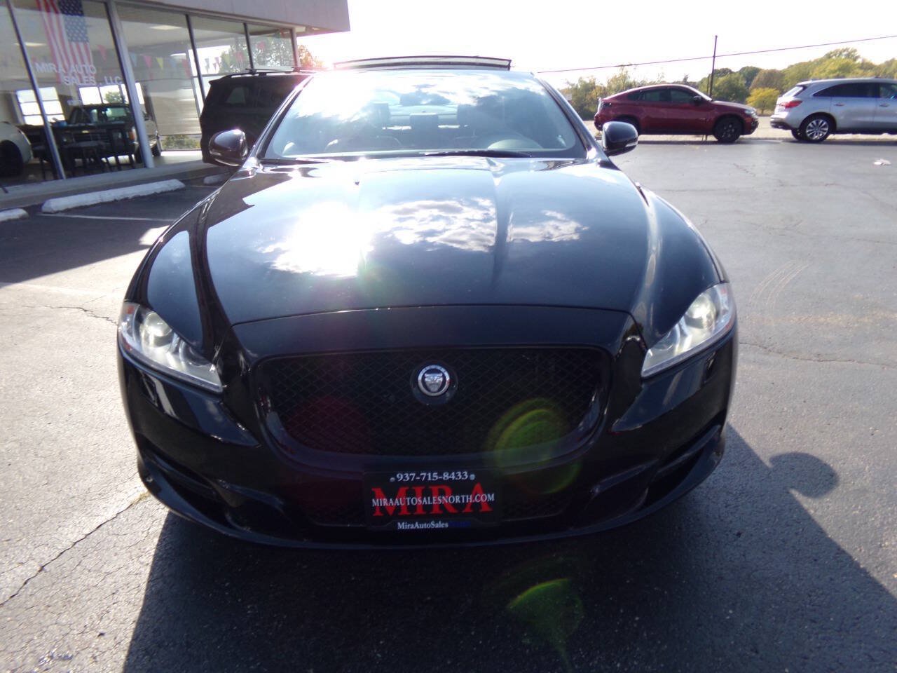 Used 2013 Jaguar XJ AWD image 8