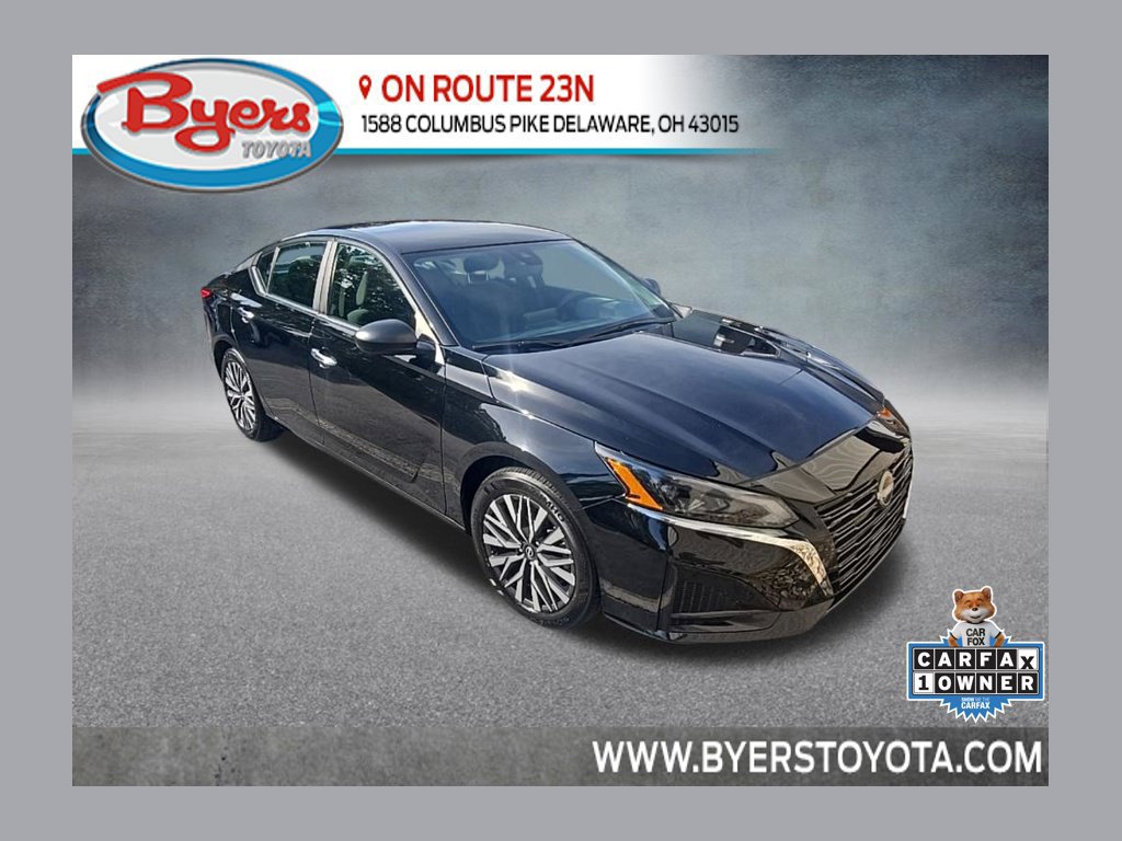 Used 2025 Nissan Altima 2.5 SV FWD image 1