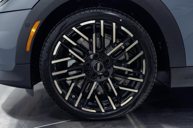 Certified 2026 MINI Cooper S FWD image 22