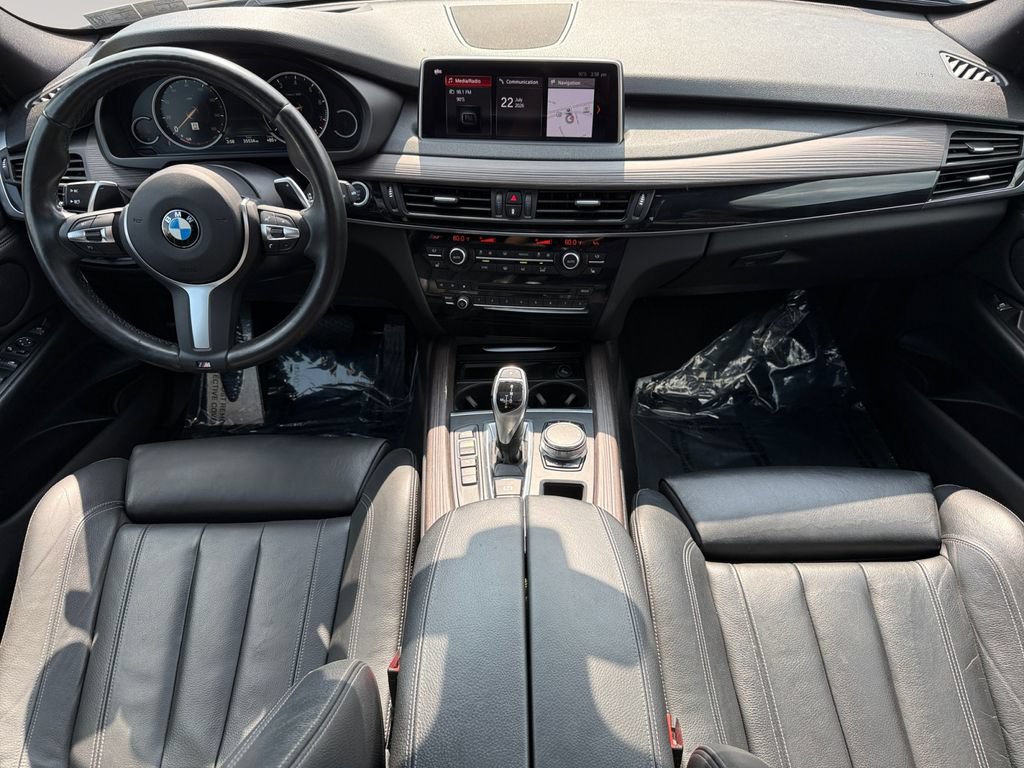 Used 2018 BMW X5 xDrive35i w/ M Sport Package AWD/4WD image 10