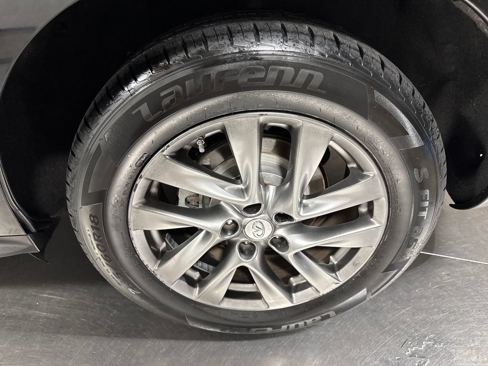 Used 2014 INFINITI QX60 Luxe w/ Premium Package AWD/4WD image 12