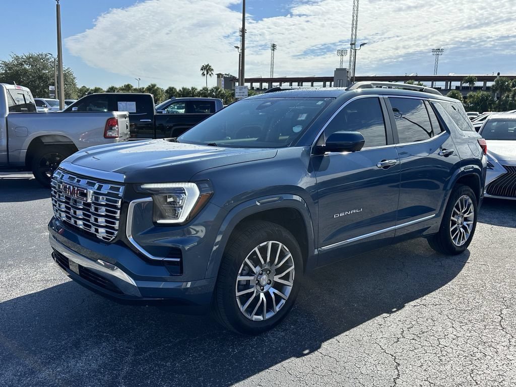 Used 2026 GMC Terrain Denali AWD/4WD image 8