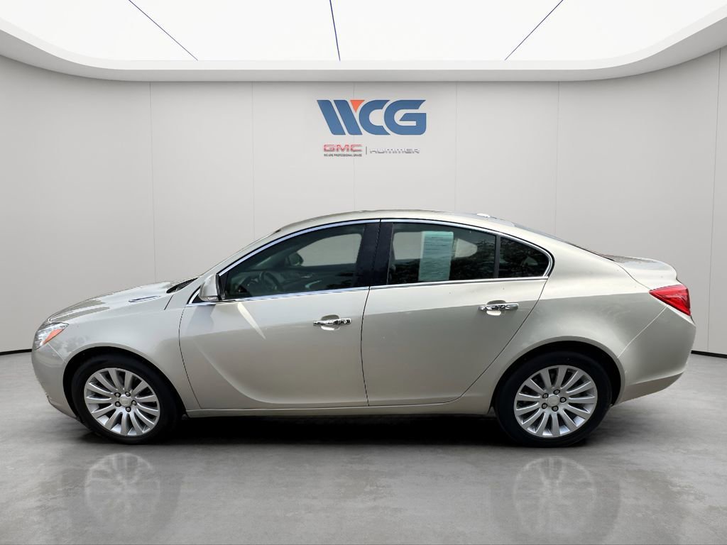 Used 2013 Buick Regal Premium FWD image 7