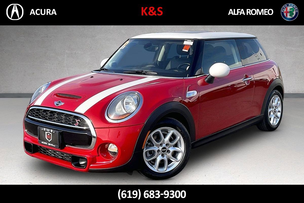 Used 2018 MINI Cooper S FWD image 1