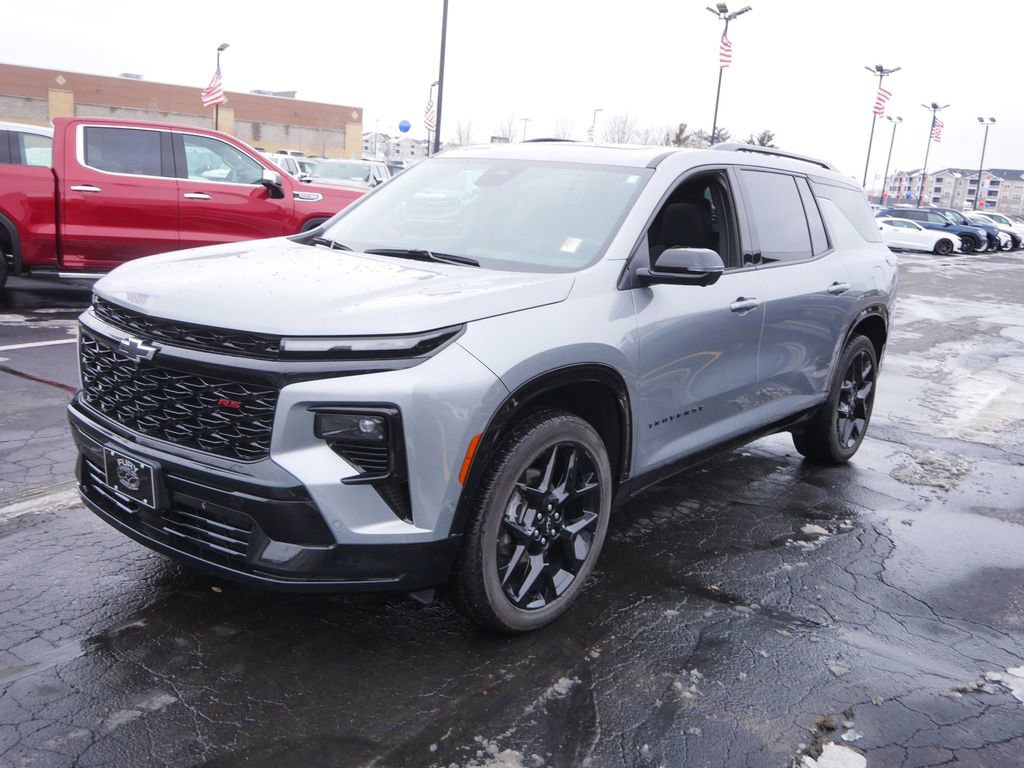 Certified 2024 Chevrolet Traverse RS w/ LPO, Floor Liner Package image 4