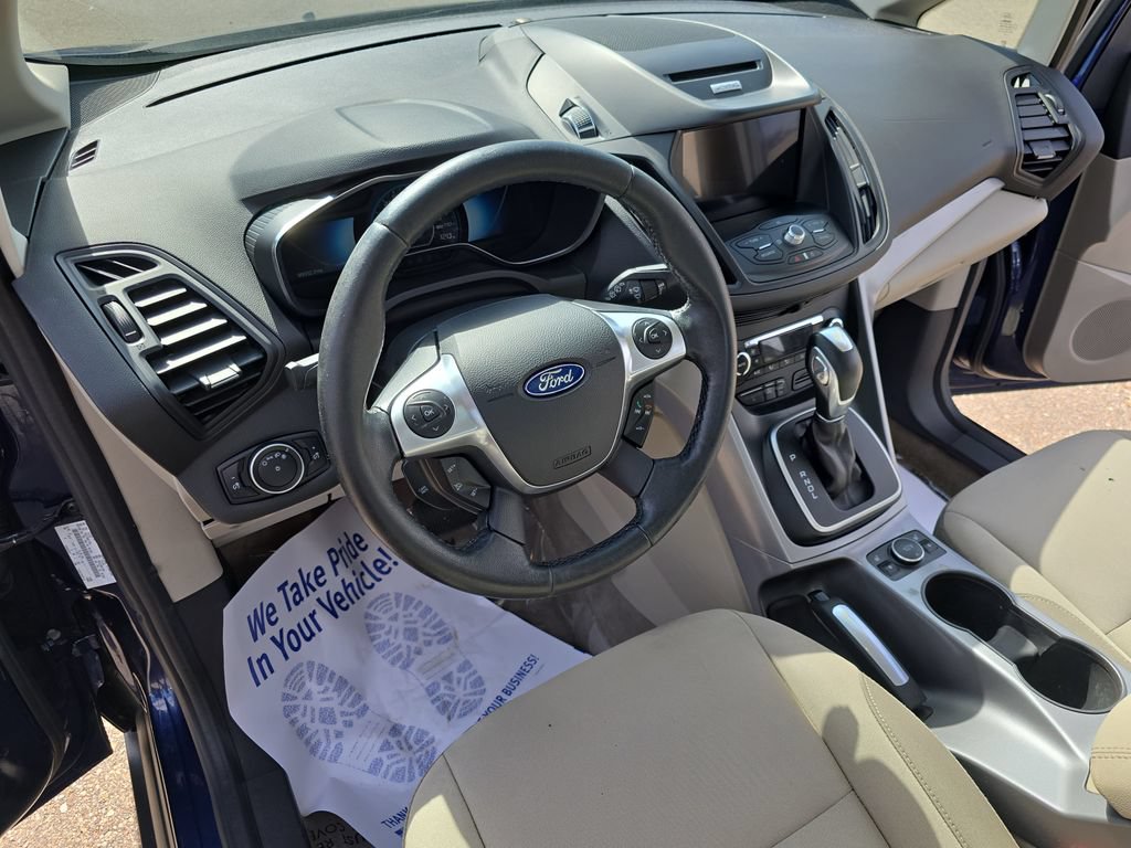 Used 2016 Ford C-MAX SE w/ Equipment Group 202A FWD image 16