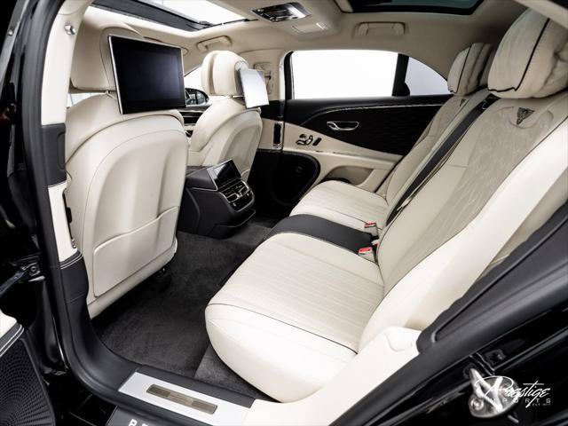 Used 2022 Bentley Flying Spur W12 AWD/4WD image 34