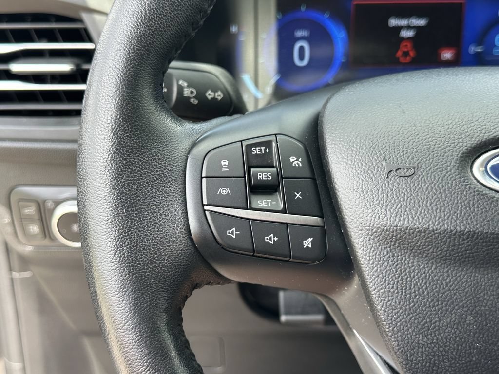 Used 2020 Ford Escape Titanium AWD/4WD image 35