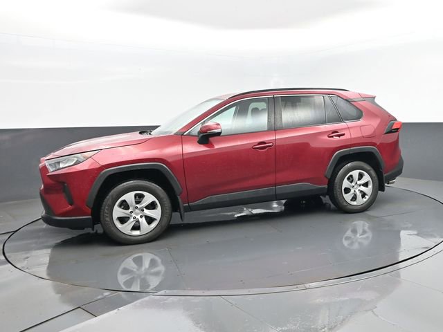 Used 2021 Toyota RAV4 LE AWD/4WD image 5