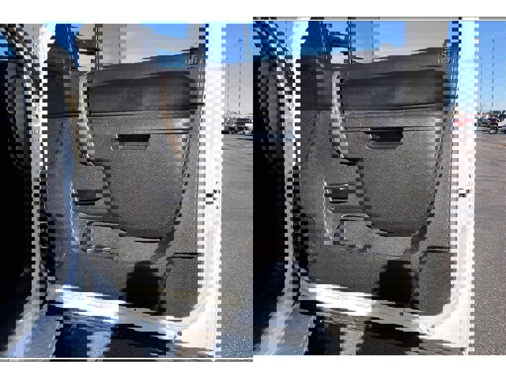 Used 2013 Chevrolet Silverado 3500 LT image 26