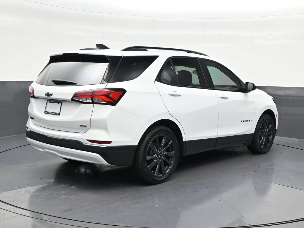 Used 2023 Chevrolet Equinox RS FWD image 5