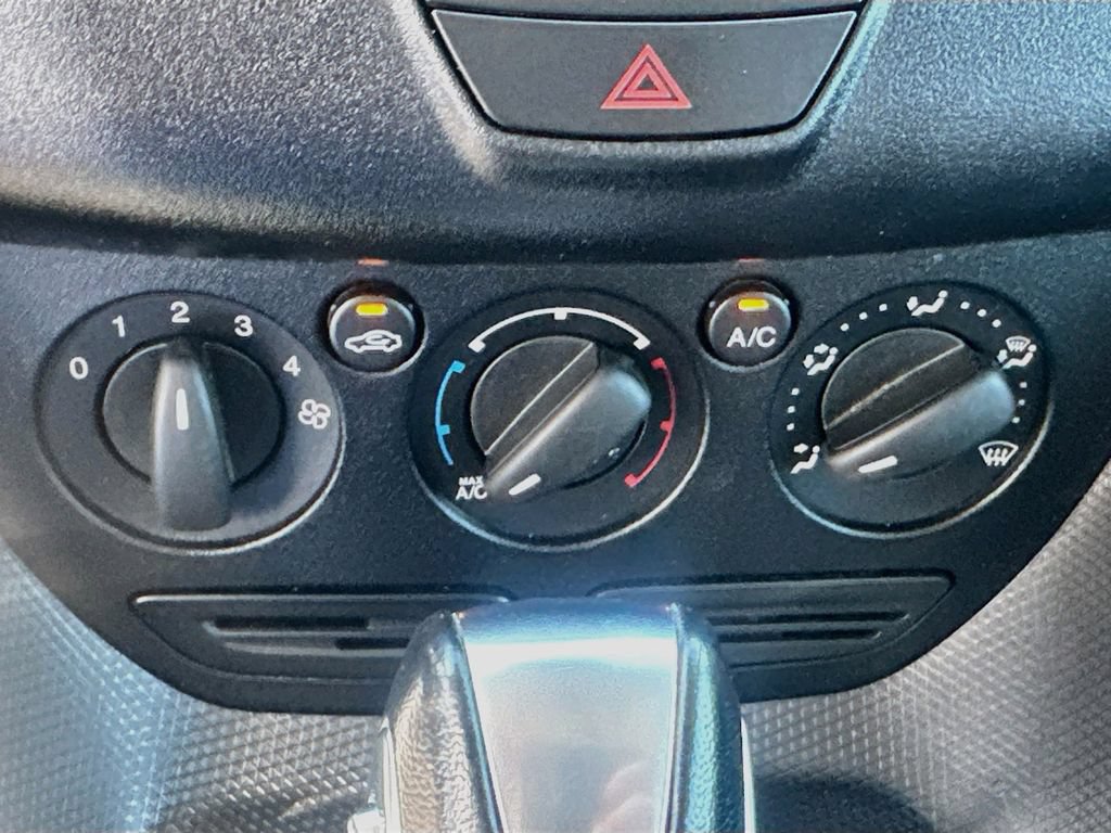 Used 2018 Ford Transit Connect XL FWD image 13