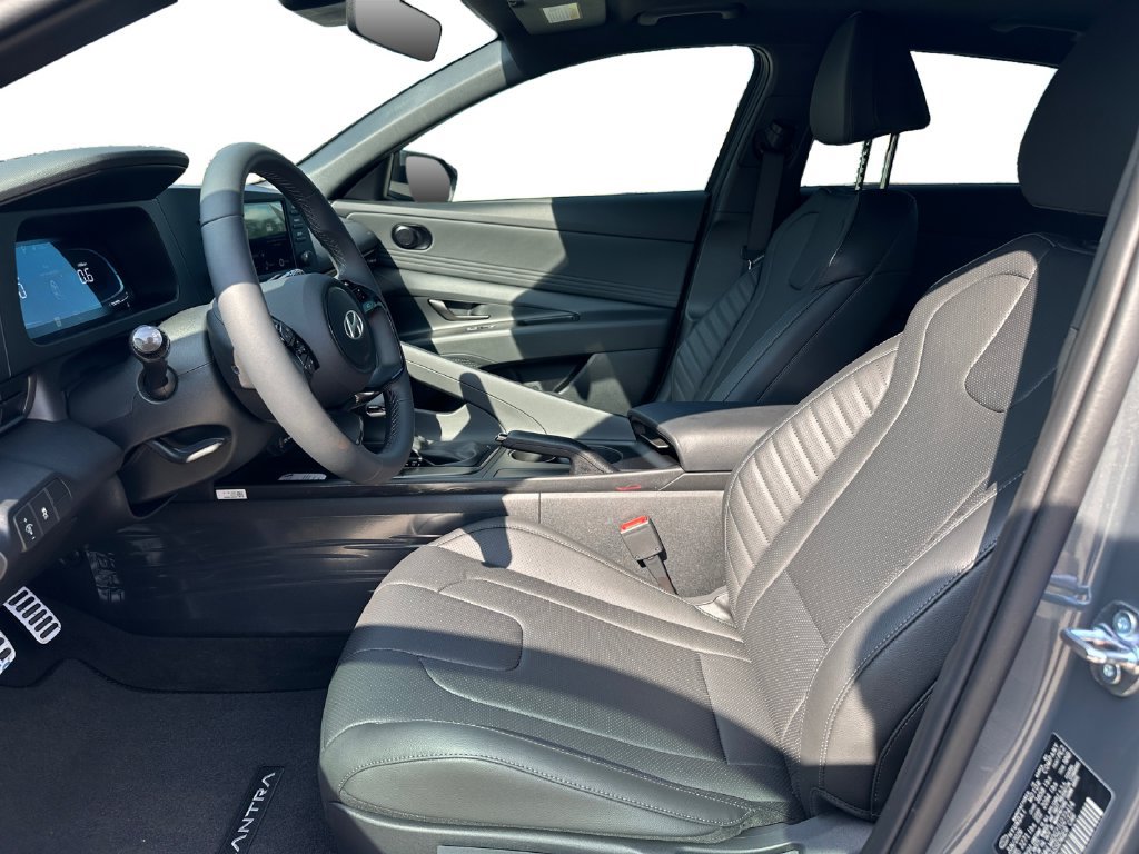 New 2026 Hyundai Elantra SEL Sport FWD image 11