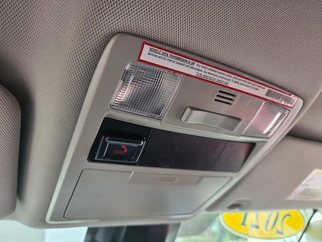 Used 2021 Toyota Tacoma SR5 w/ SR5 Appearance Package (SM) image 33