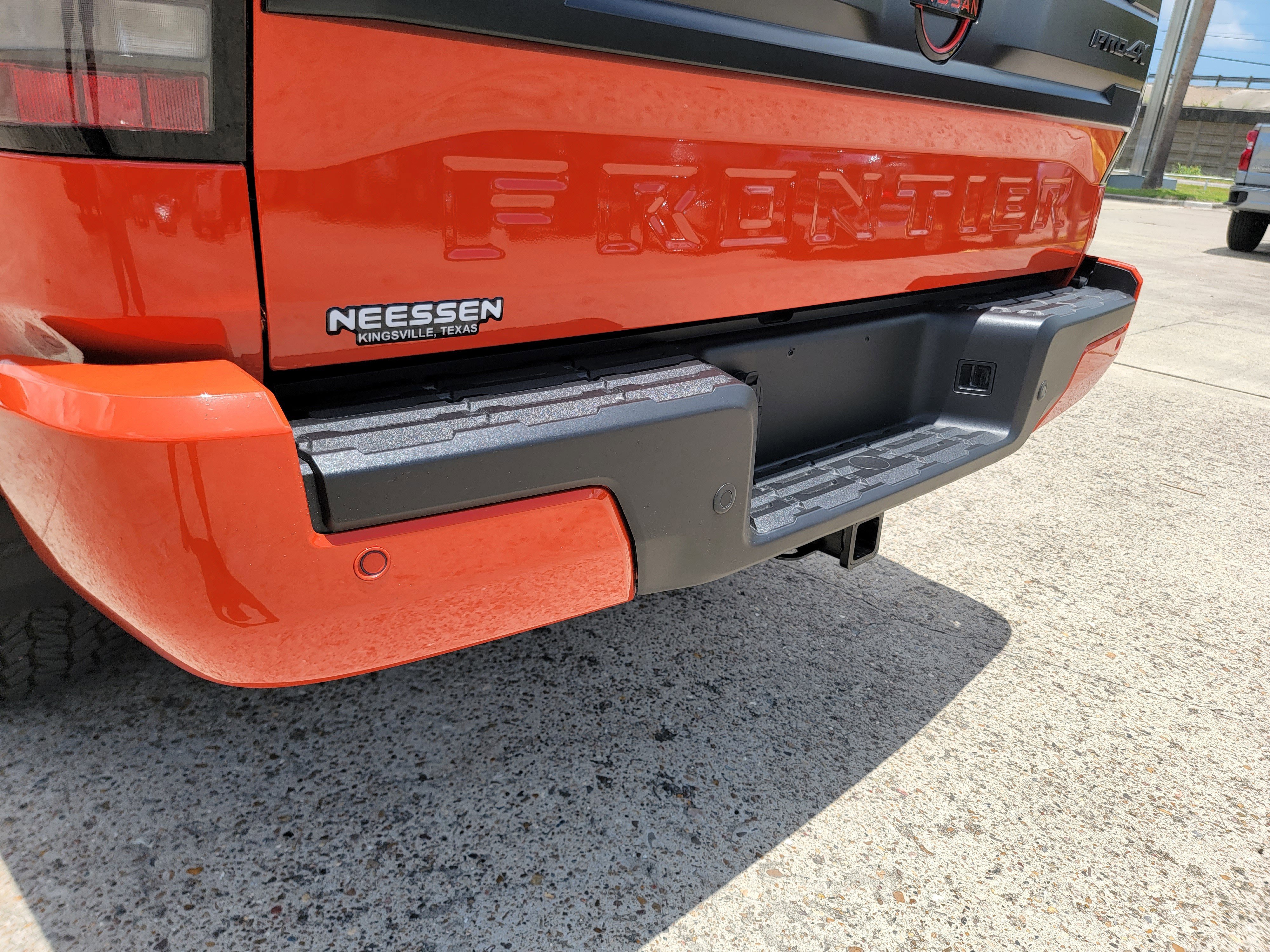 Used 2025 Nissan Frontier PRO-4X w/ Pro Convenience Package image 38