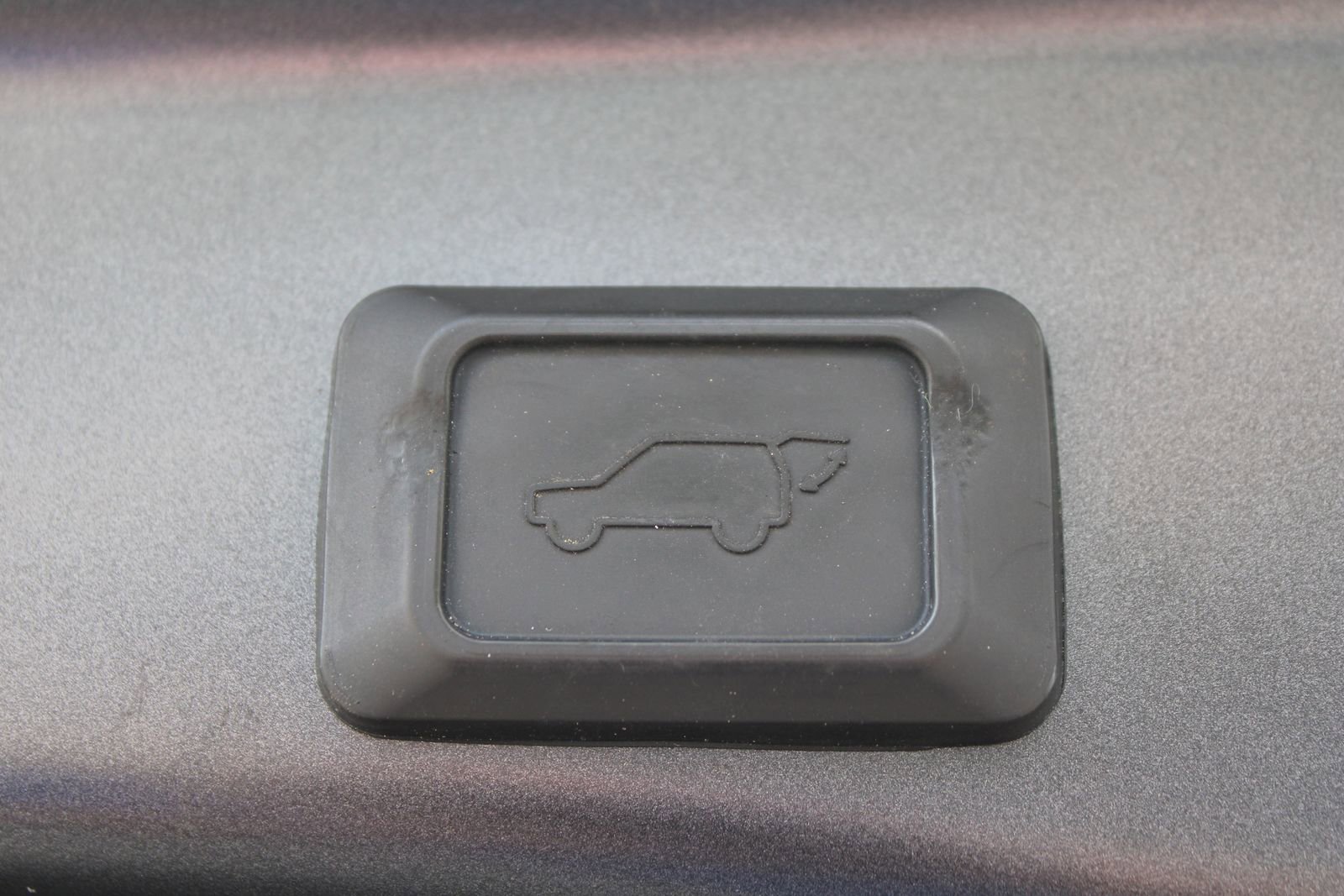 Used 2019 Toyota RAV4 XSE w/ XSE Weather Package image 11