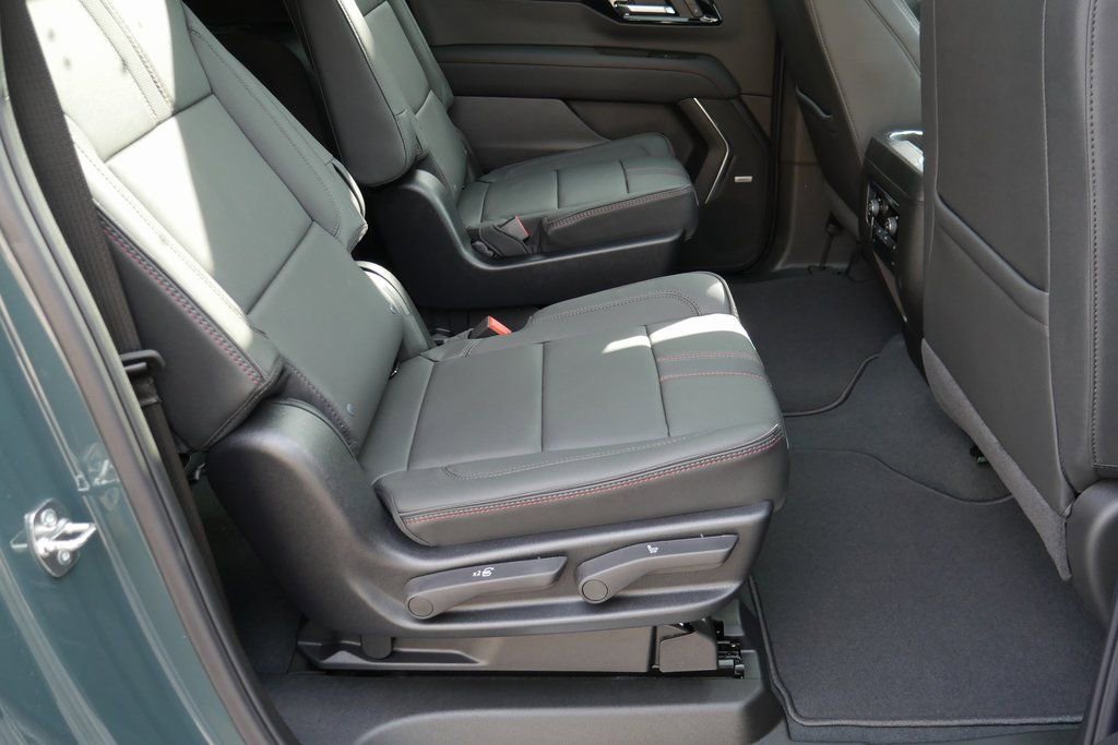New 2026 Chevrolet Suburban RST w/ Advanced Technology Package image 23
