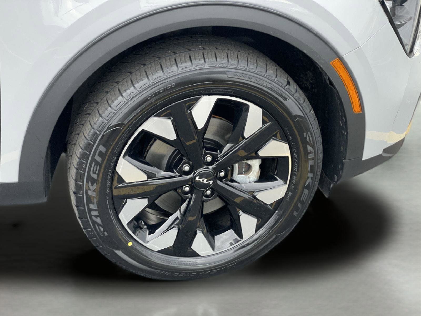 Used 2023 Kia Sportage X-Line w/ X-Line Premium Package AWD/4WD image 33