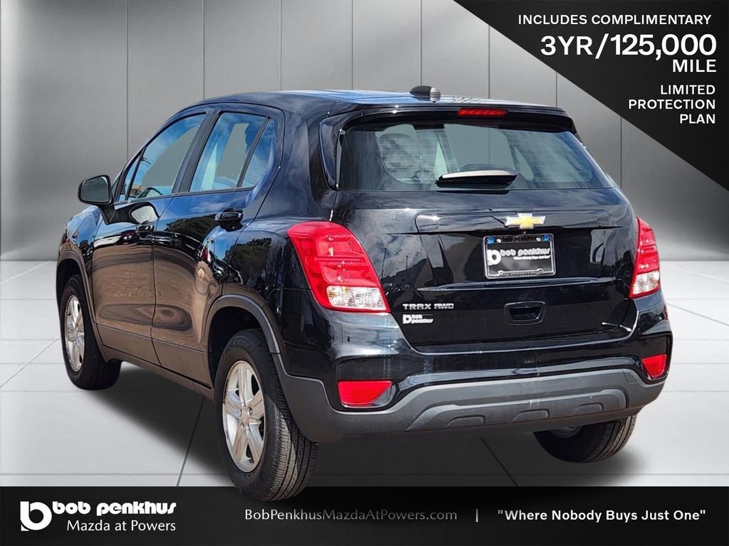 Used 2020 Chevrolet Trax LS AWD/4WD image 27