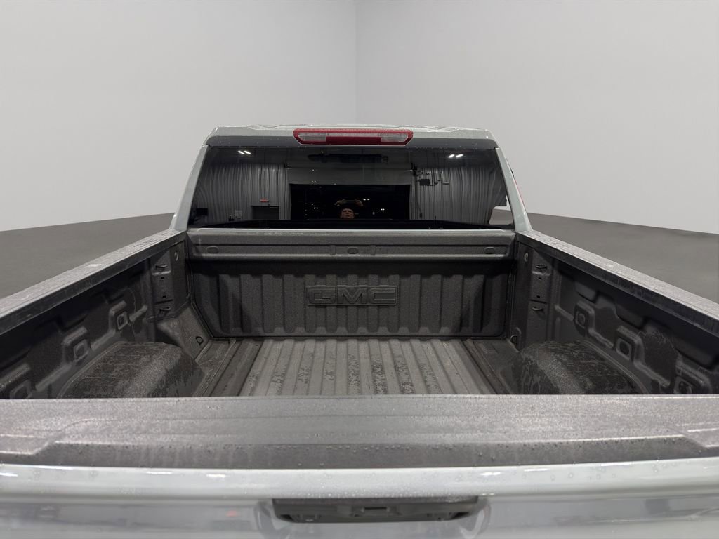 Used 2024 GMC Sierra 1500 SLE image 9