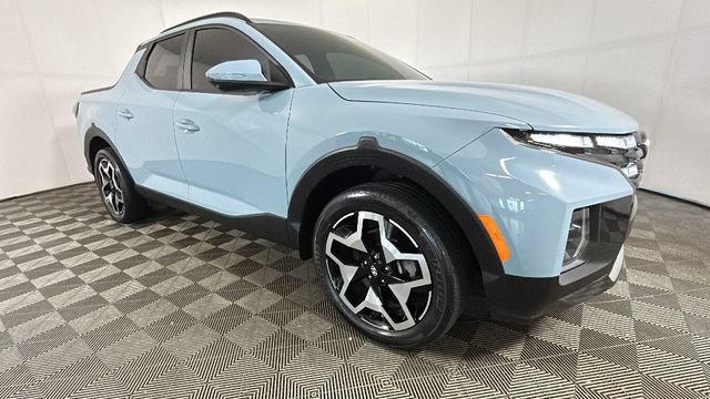 Used 2022 Hyundai Santa Cruz Limited AWD/4WD image 2