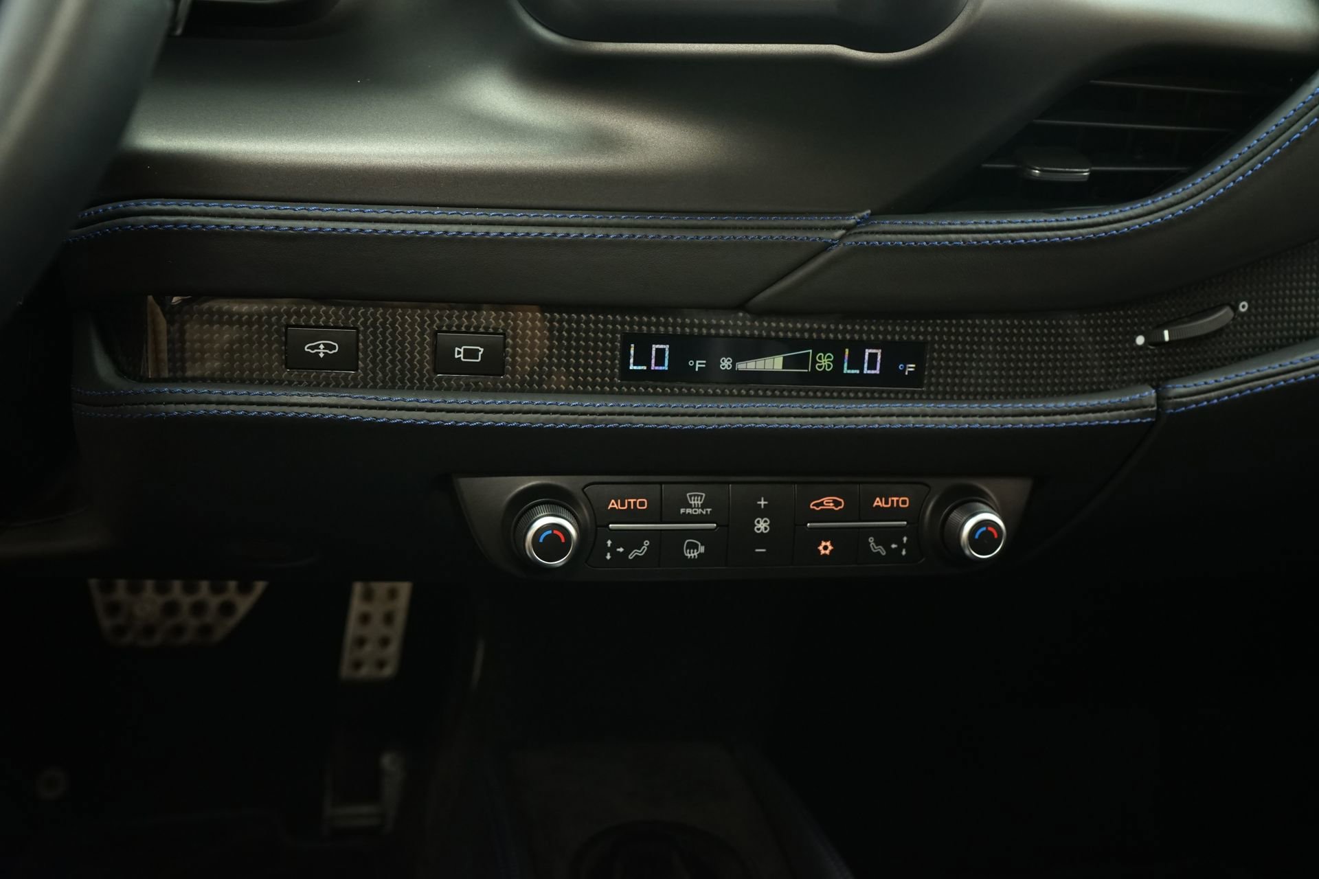 Used 2020 Ferrari F8 Tributo image 20