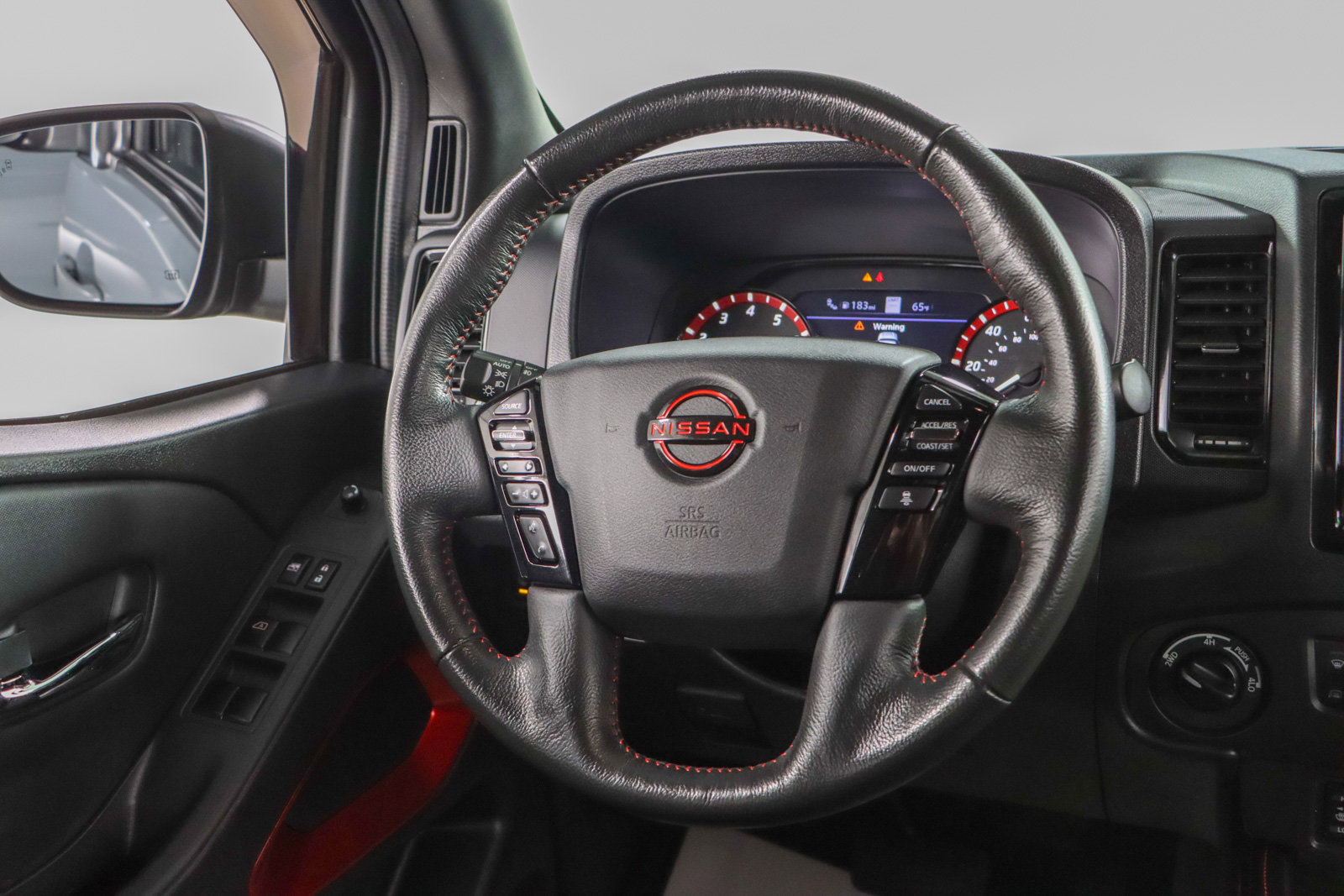 Used 2023 Nissan Frontier PRO-4X w/ Pro Convenience Package image 13