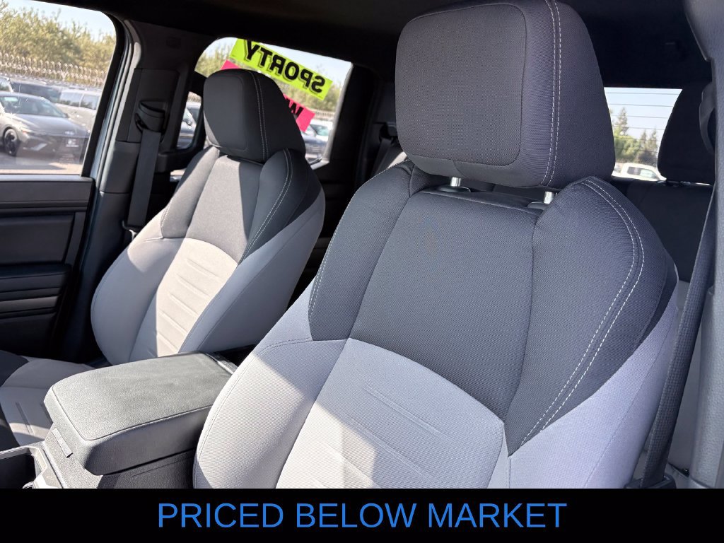 Used 2024 Toyota Tacoma TRD Sport AWD/4WD image 11