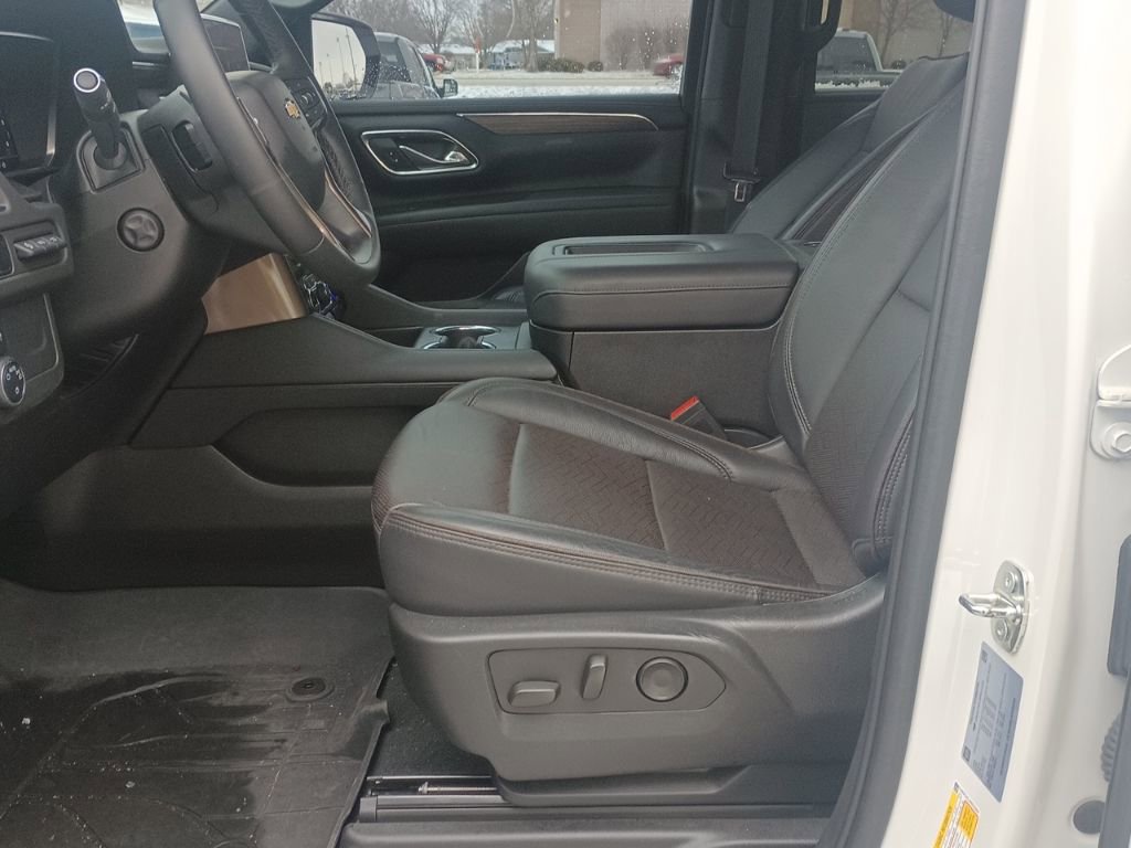 Used 2015 Chrysler 200 S w/ Comfort Group image 43