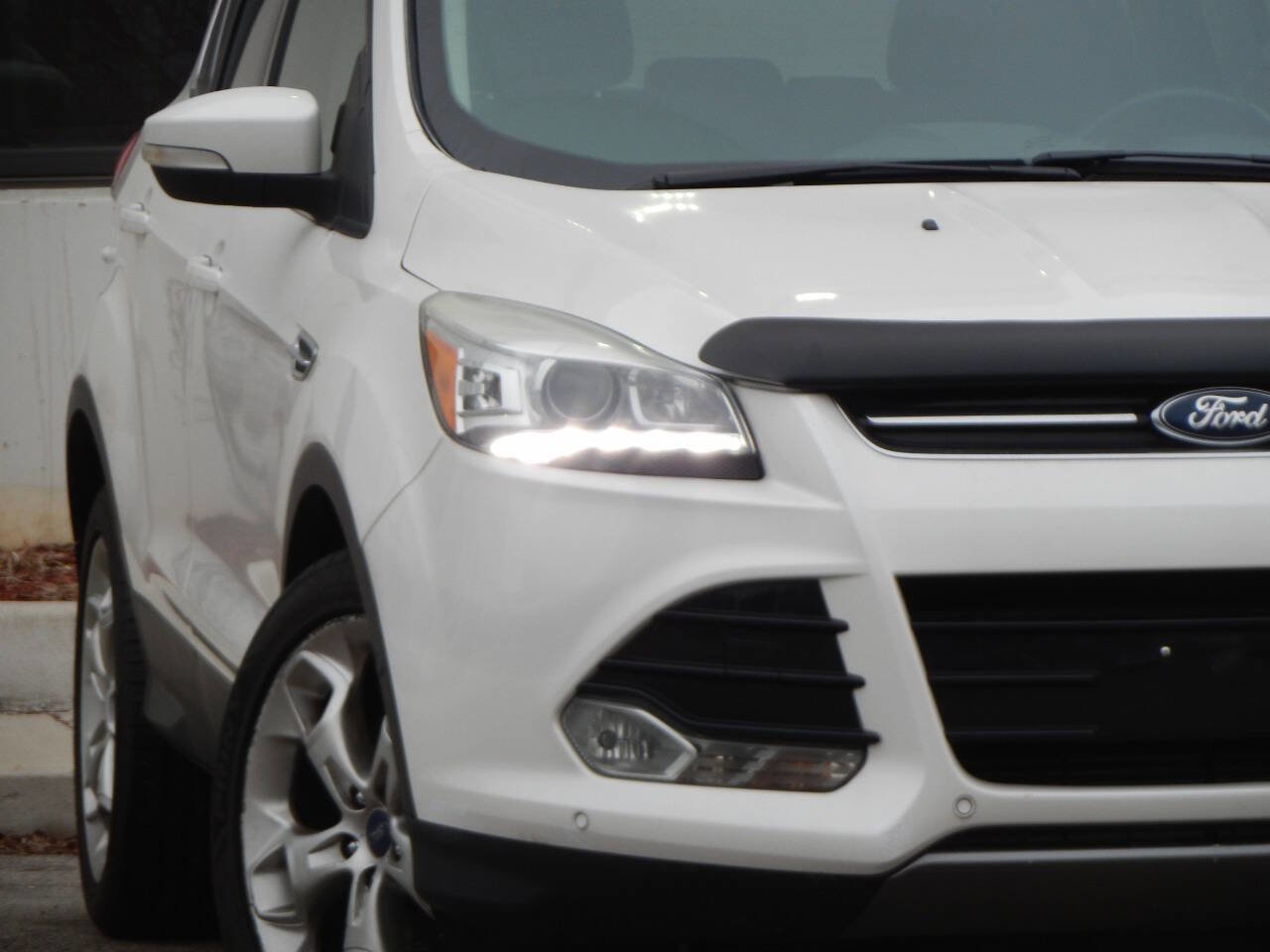 Used 2013 Ford Escape Titanium w/ Parking Technology Pkg image 6