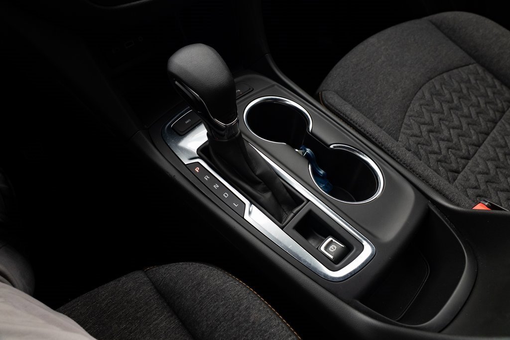 Used 2023 Chevrolet Equinox LT w/ Driver Convenience Package image 18